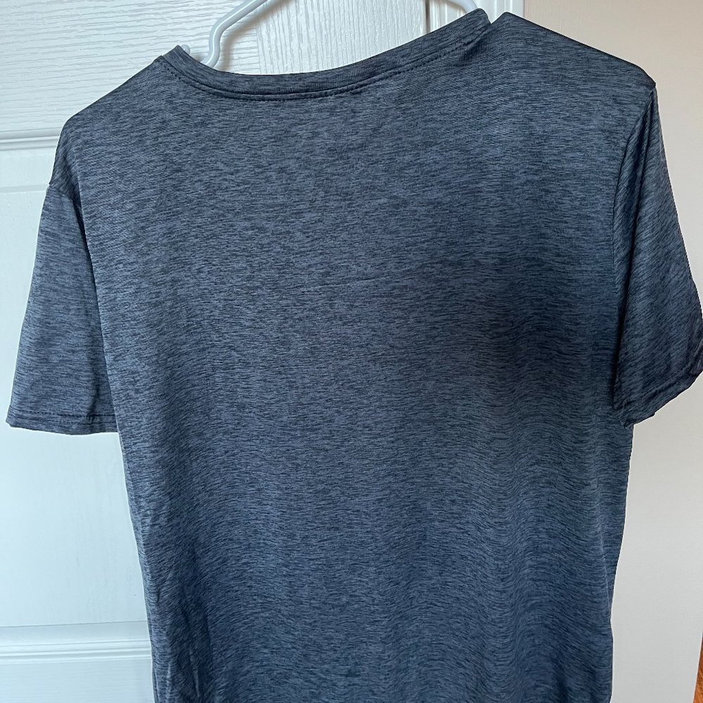 Athletic t-shirt - Picture 6 of 8